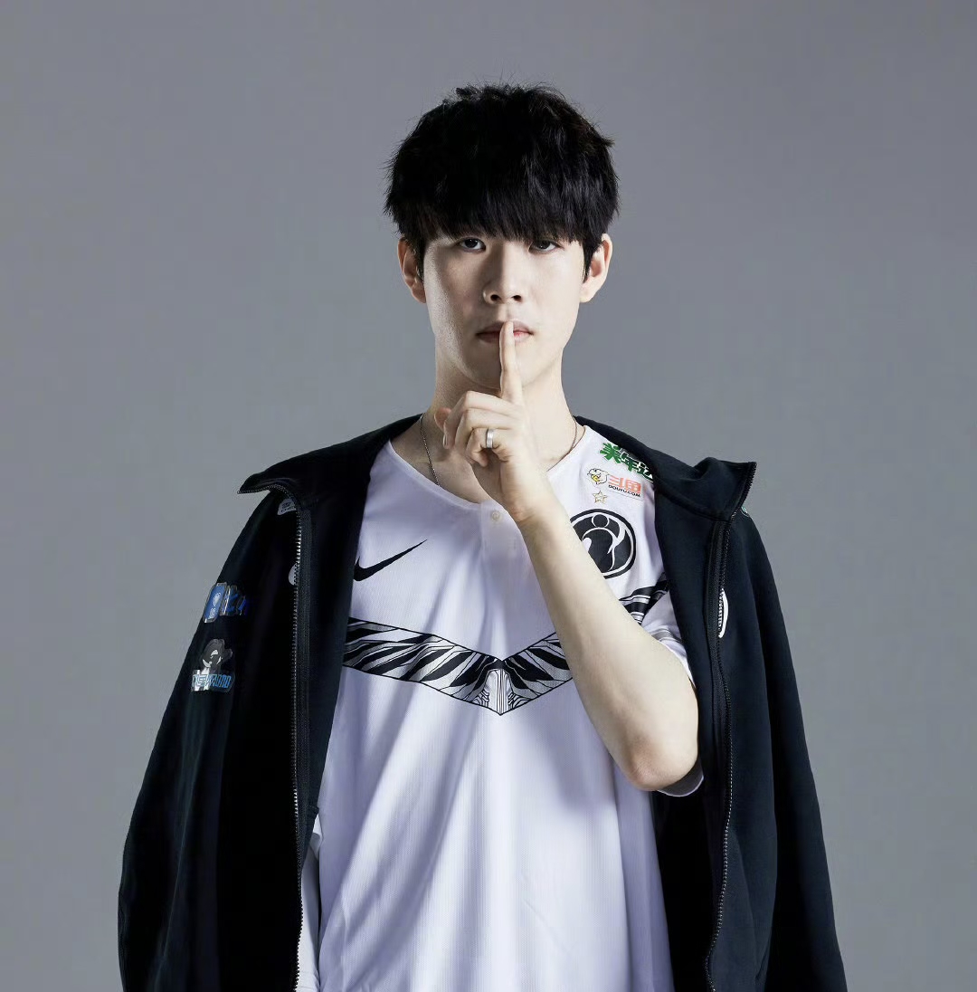 球拉开了对 球拉开了对