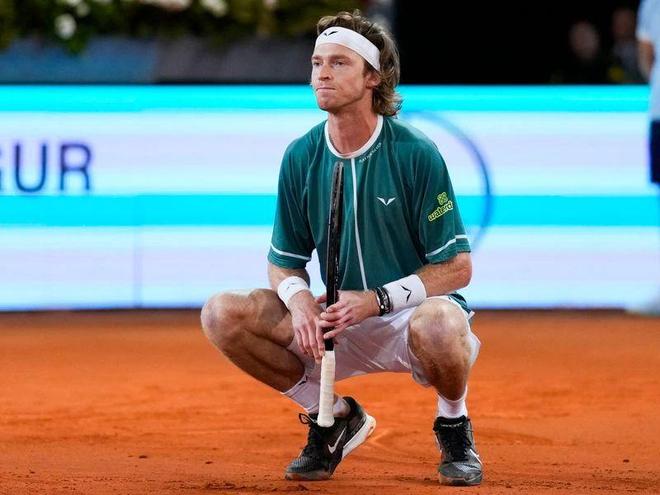 队的整体进 队的整体进