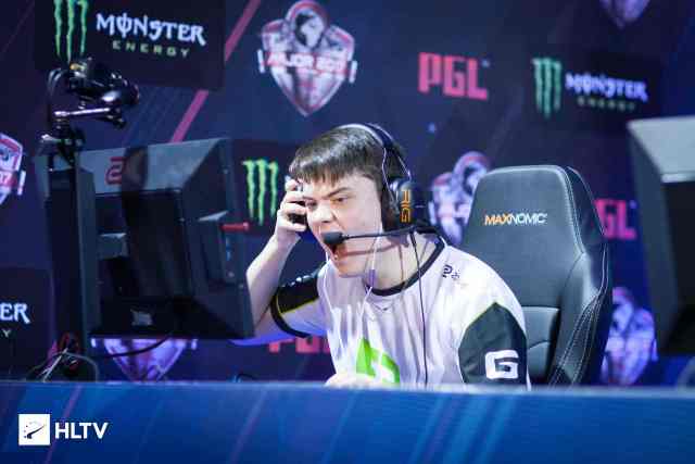 多数比赛中 多数比赛中